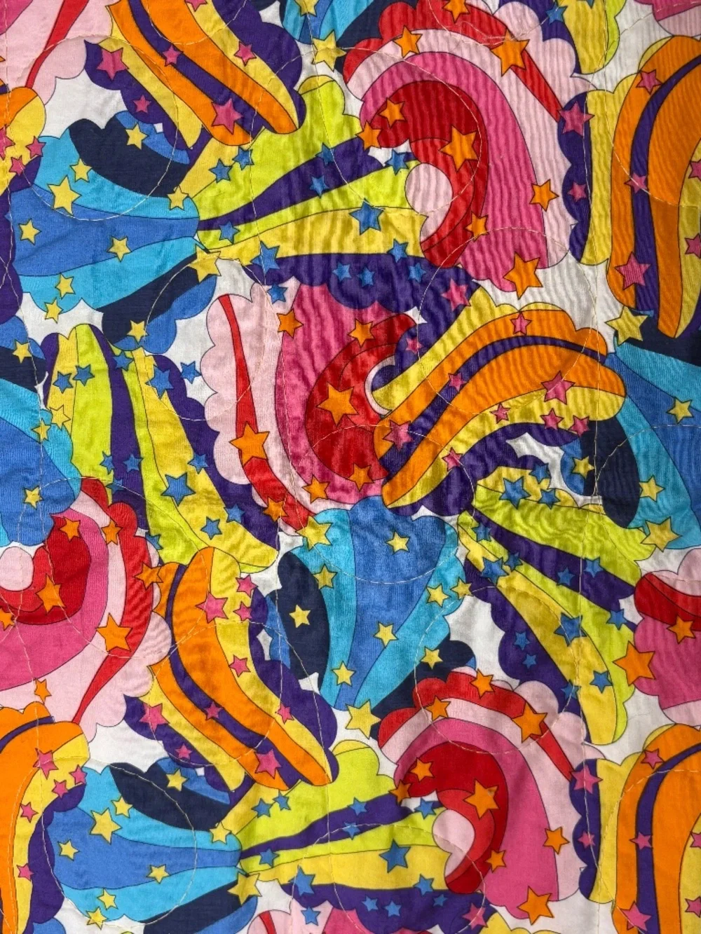 Quilt Whole Cloth Psychedelic/Retro/Rainbow/Hippie Lap Toddler Bed Child Baby